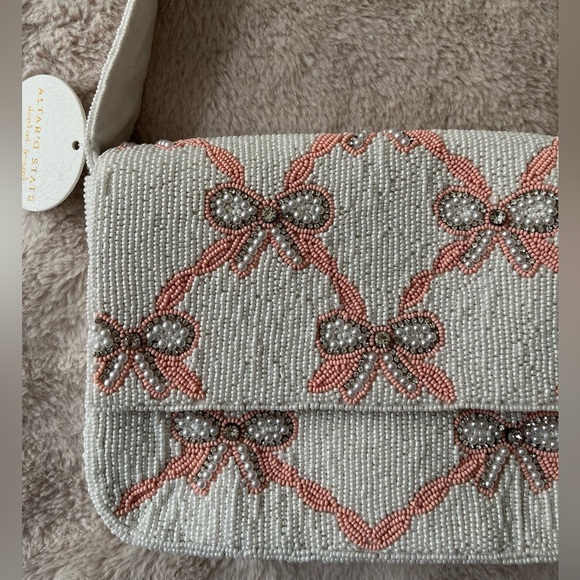 NWT Altar’d State Beaded Bag Cream and Pink Bows - Picture 8 of 13